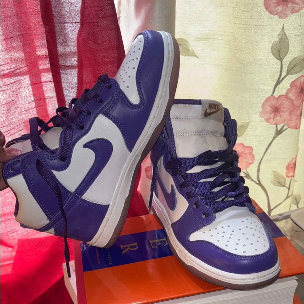 Nike High-Top Sneakers in Purple and White